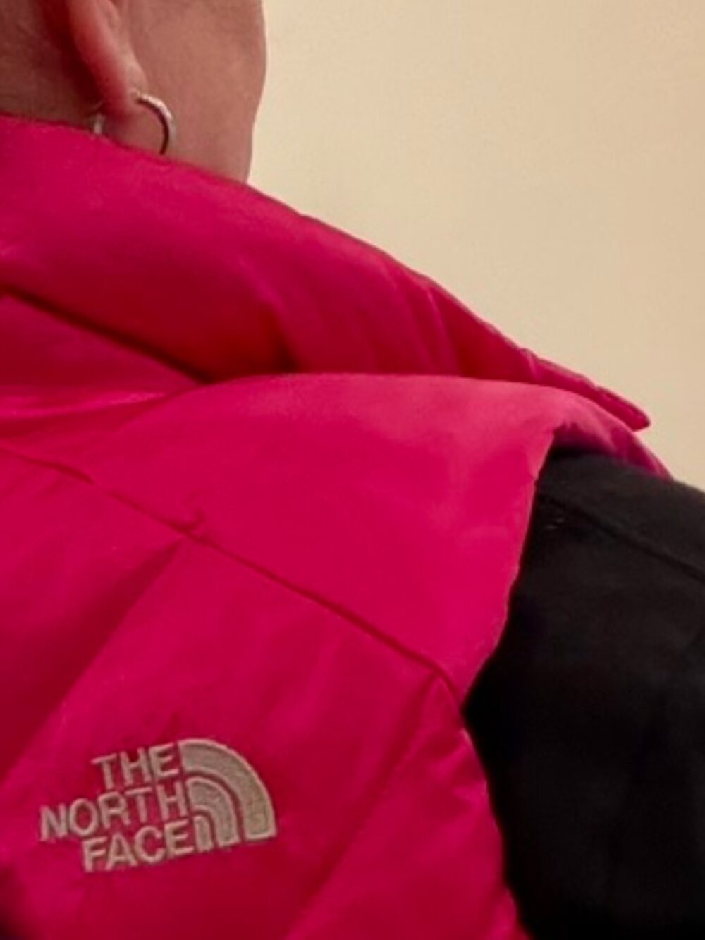 The North Face Women’s Puffer Winter Vest XS – Hot Pink/Fuchsia – Zip Pockets